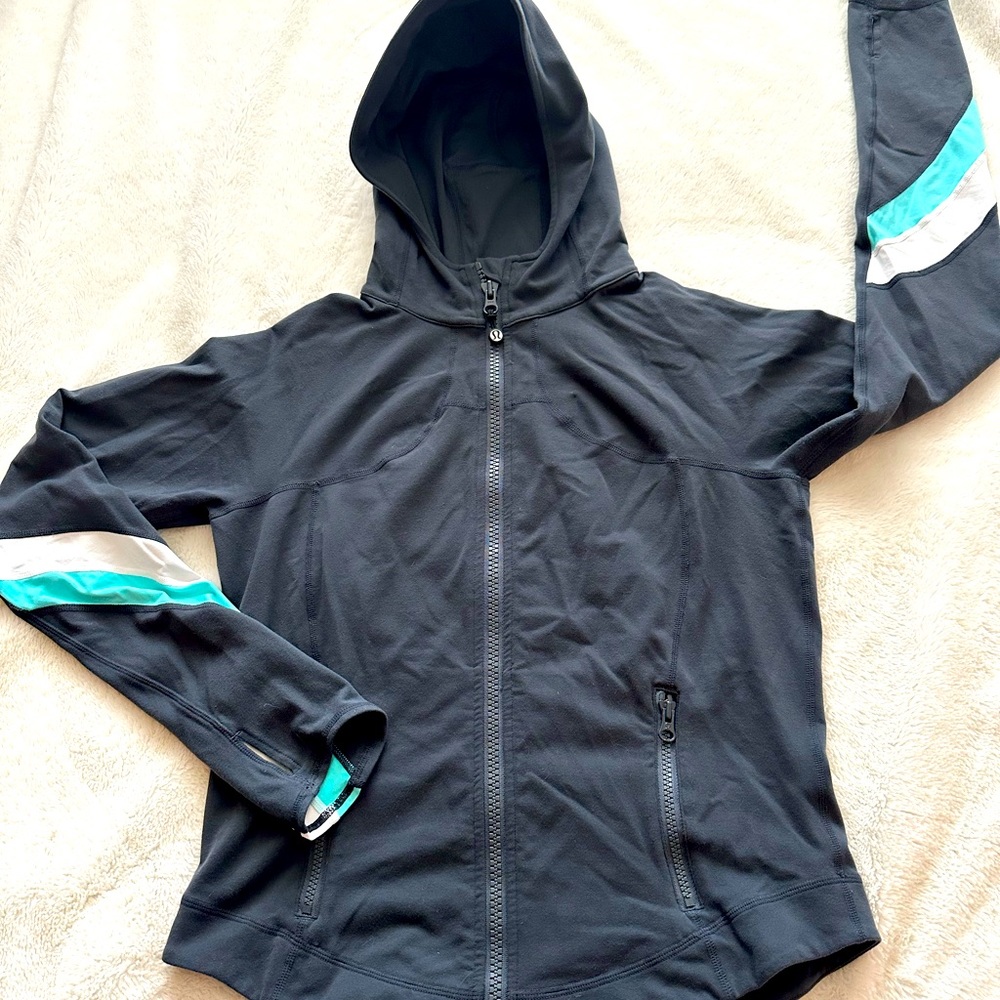 10 | Lululemon Sweater w Pony Hood